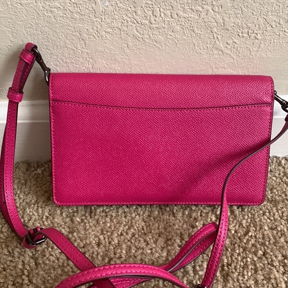 Coach - Picture 4 of 9